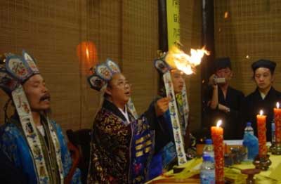 �����л���